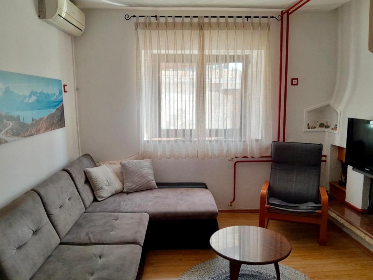 Apartment Mila With Jacuzzi Spa Pula Buitenkant foto